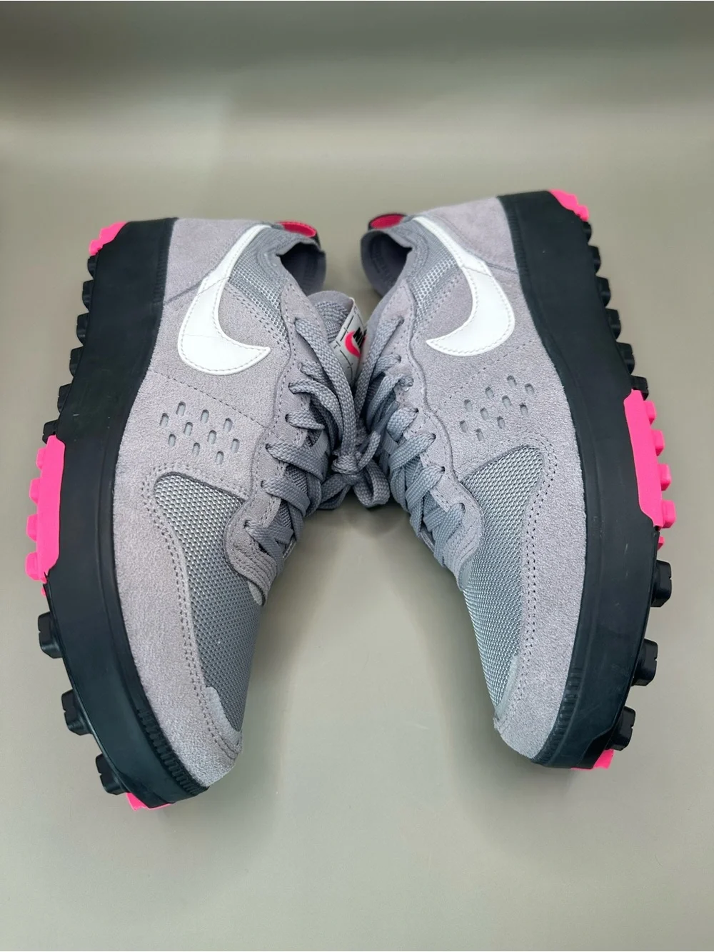 Nike stylish low